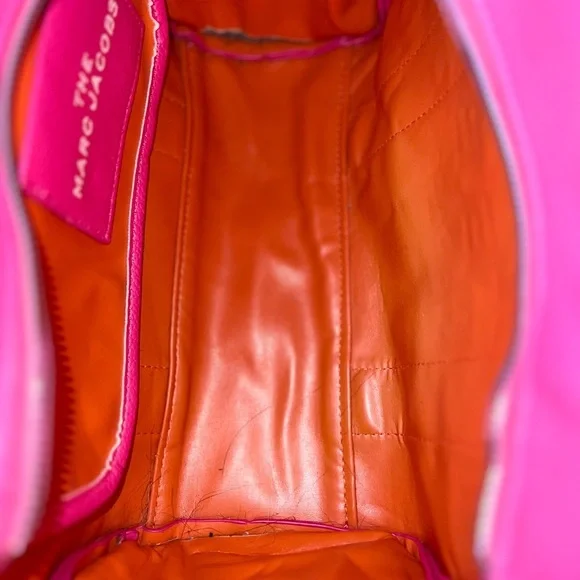 Marc Jacobs Vibrant Pink Tote Bag - Picture 10 of 12